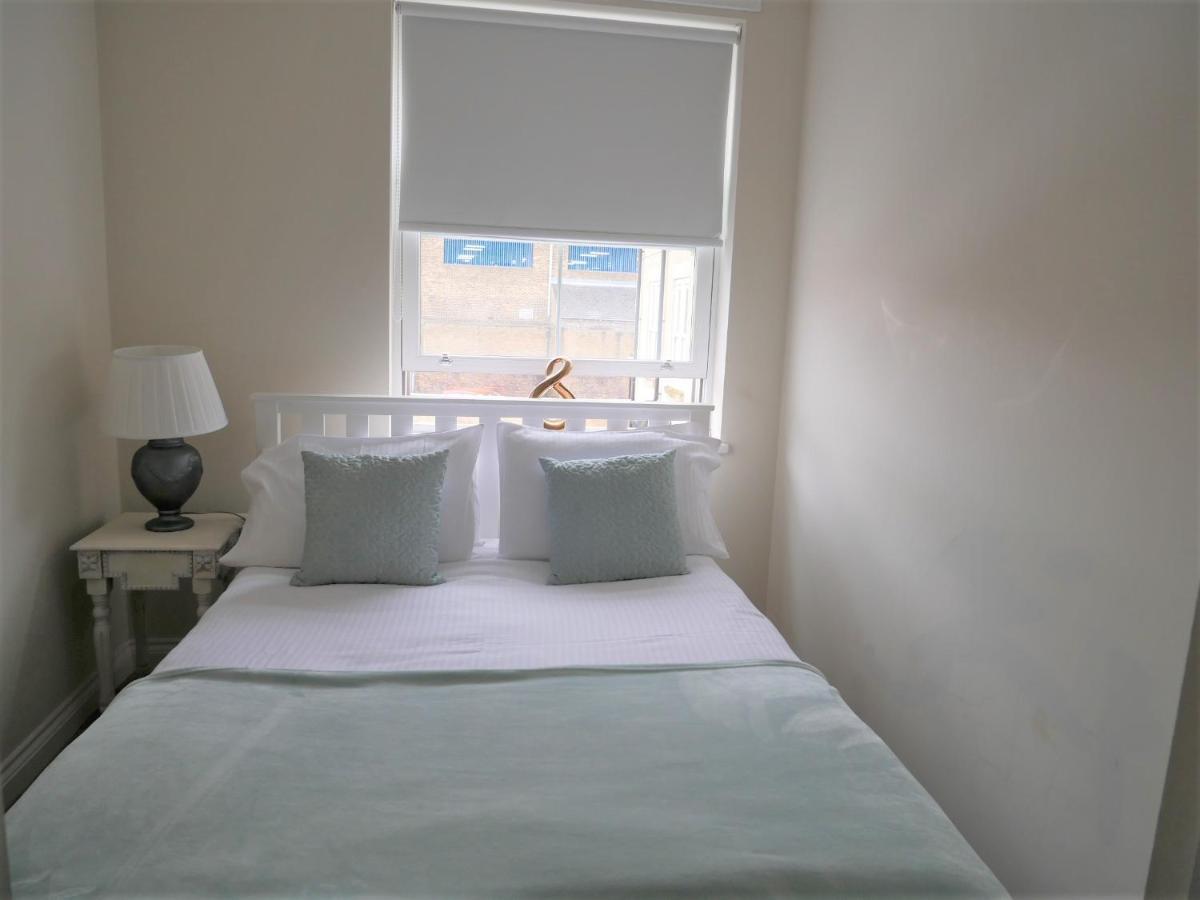 Cosy Two Bedroom Apartment Bishop Auckland Kültér fotó